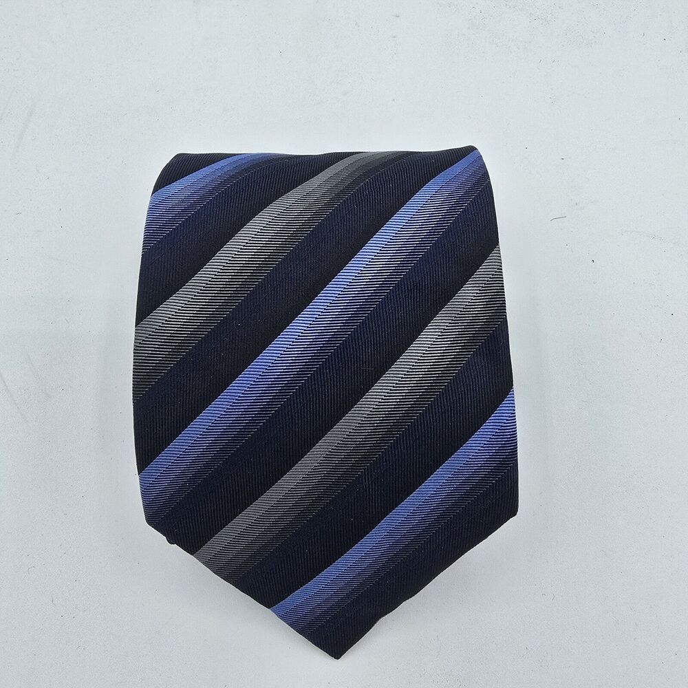 Necktie Mens Vintage Valerio Garati silk, Size 57 By 4 Inches Blue And Grey